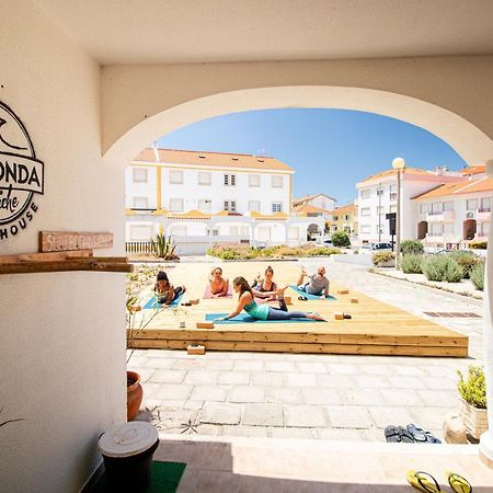 Boa Onda Guesthouse อาโตเกีย ดา บาเลยา ภายนอก รูปภาพ